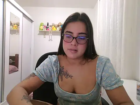 maliamiller: απευθείας συνομιλία ΧΧΧ