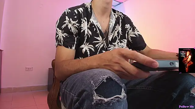 Show modela Darkwin666 na web-kameri