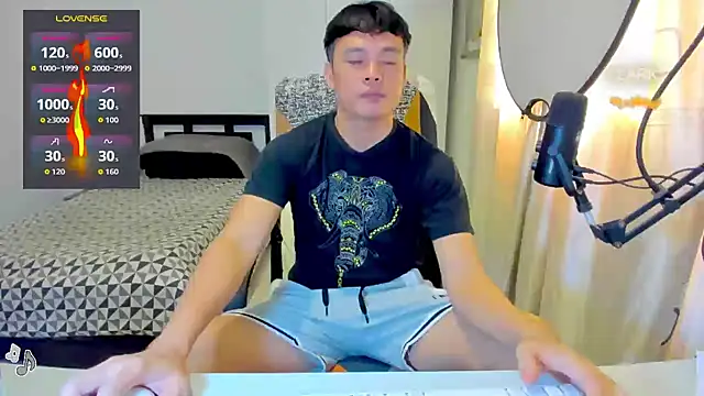 clarkdangerous 现场XXX聊天