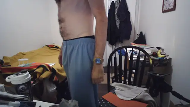 JohnnyMoves XXX чат на живо