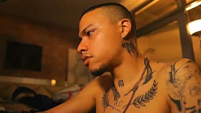 AlphaMasterXxxのライブXXXチャット