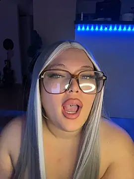 Vixen-Kiss – webcam-show