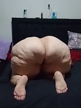 Czat XXX na żywo – MegaAssMature