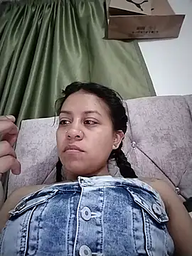 Tiphanydirty3 Chat XXX in diretta