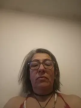 nocturnewhisper's Webcam Show