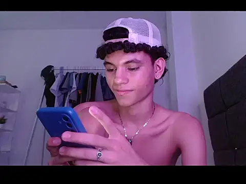 Онлайн чат XXX Samu_cint