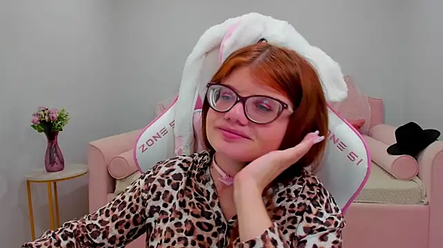 Chat XXX en directo de ChloeHalses