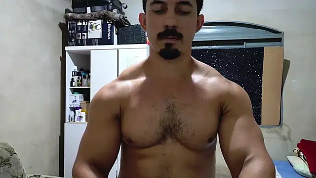 Superbigmr's Live XXX Chat