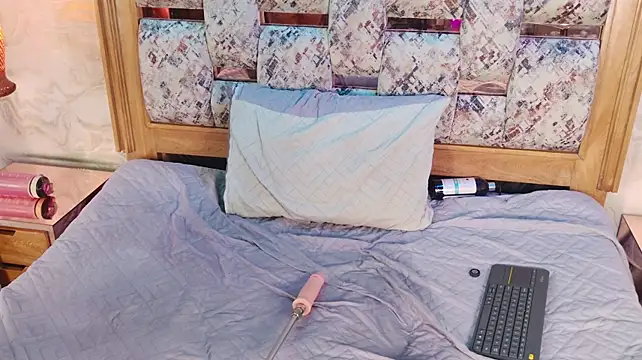 emily_dempseyのライブXXXチャット