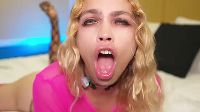 CandyLisaCam Chat XXX in diretta