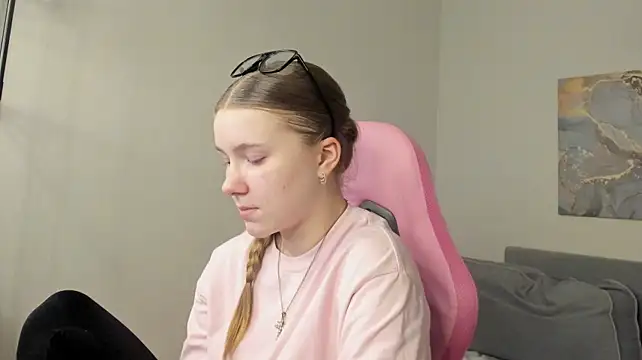 Cherryyy_Bliss Live XXX-Chat