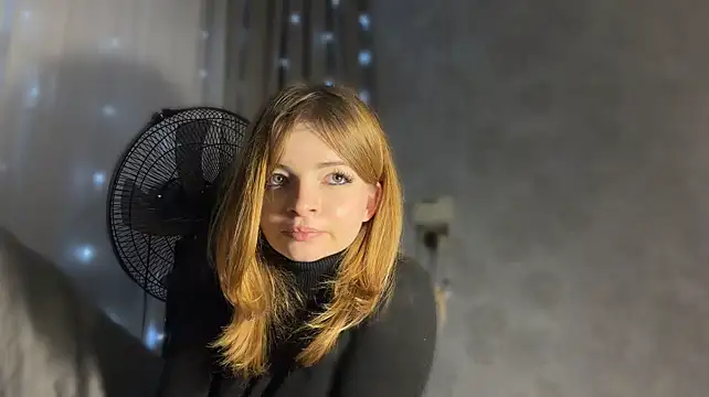 Elirya's Live XXX Chat