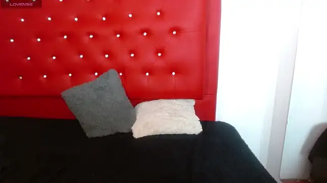 Marcoviolet XXX чат на живо