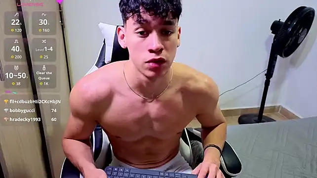 Luke_Muscle Chat XXX in diretta
