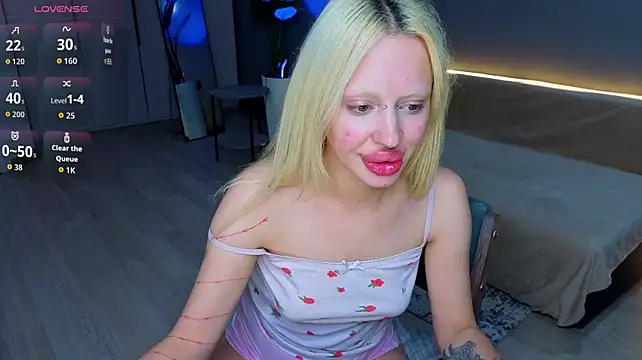 Luna_Beverly: онлайн-секс-чат
