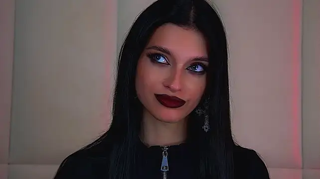 دردشة BeverlyMost الجنسية المباشرة