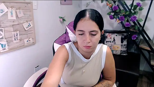 samantha_baby_ 라이브 XXX 채팅