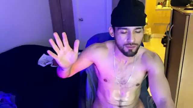 Emanuell__ XXX чат на живо