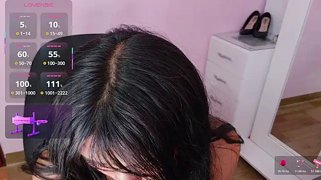 Miss_Charlottet Chat XXX in diretta