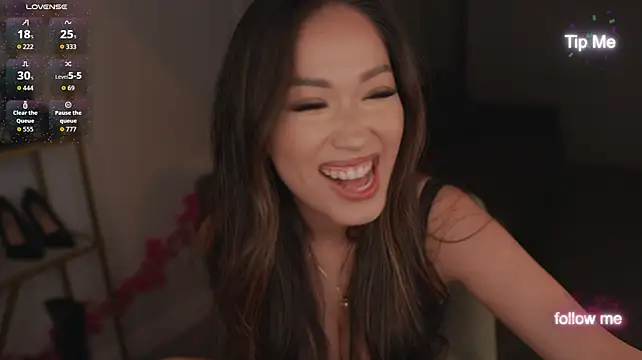 Kami_Lee_XO élő XXX-chatje