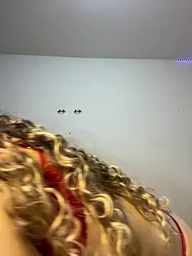 Anamyst Adlı Modelin Canl ı XXX Sohbeti