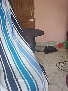 XXXking26 Adlı Modelin Canlı XXX Sohbeti
