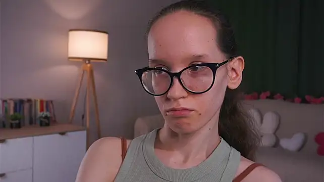 צ'אט XXX בשידור חי של BettyBrowni