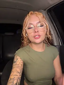 Chat XXX en directo de Joyce-fire