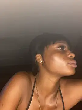 Nirahbeauty's Live XXX Chat