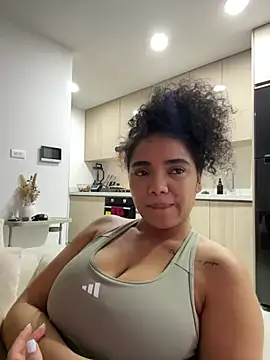 Chatroom XXX en direct de Curlyierr
