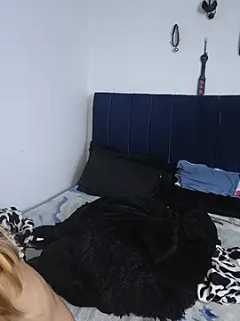 XXX chat uživo modela KratosAfroditacs