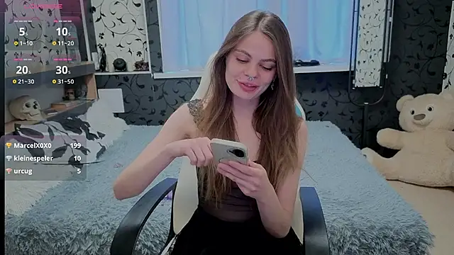 xAlisontinyn Live XXX chat
