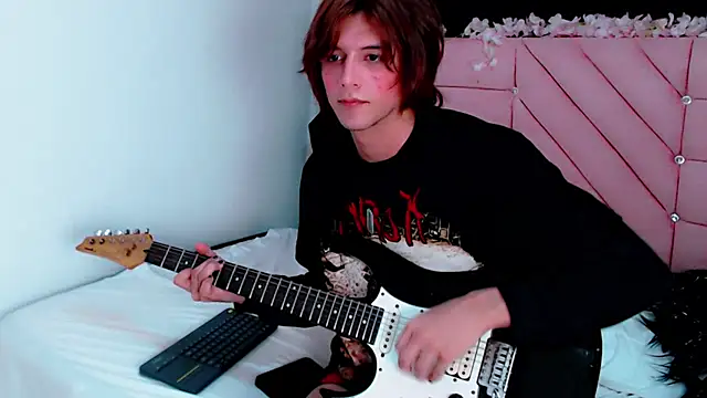 oli_dusk live XXX chat