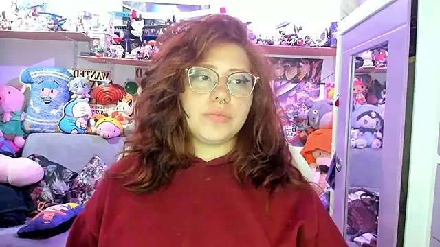 soficammy Adlı Modelin Canlı XXX Sohbeti
