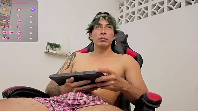 chrolloylucilfer Webcam show