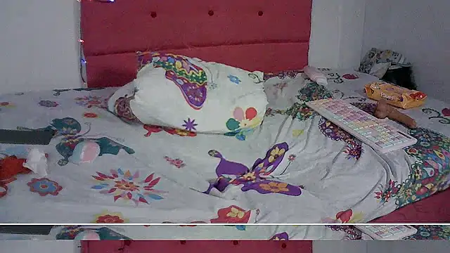 Mia_Suarez7 XXX чат на живо