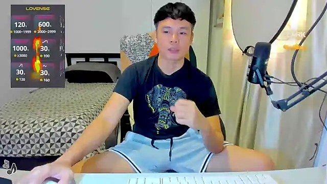 clarkdangerous Webcam Show