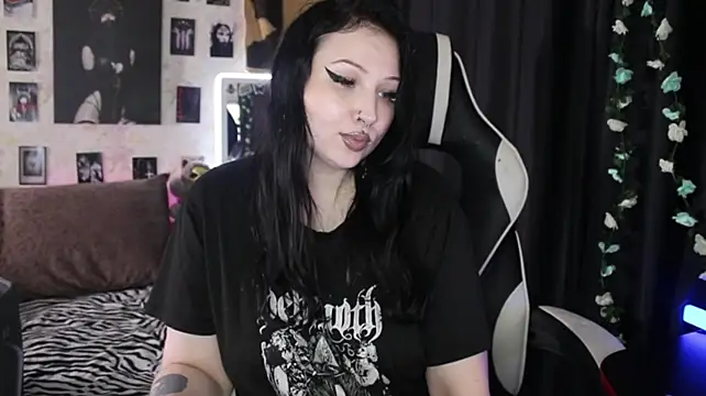 Kitty_goth 现场XXX聊天