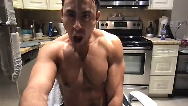 BigGuyMuscle's Live XXX Chat