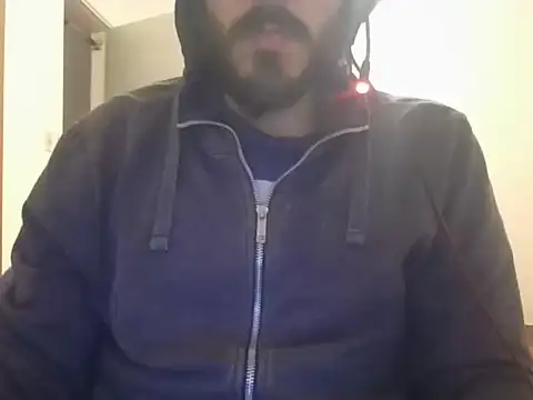 Show modela Dogo-90 na web-kameri