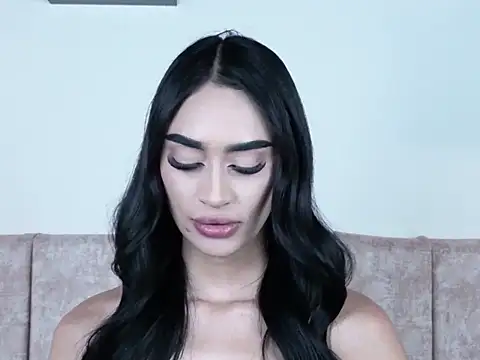 sophieedear Adlı Modelin Canlı XXX Sohbeti
