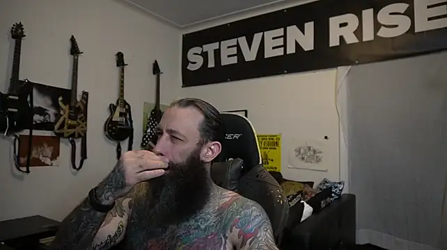 Czat XXX na żywo – StevenRiseNYC