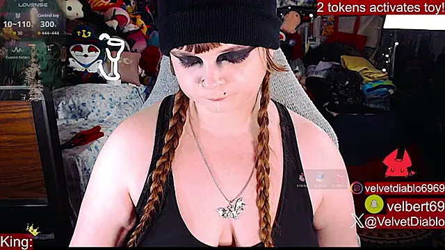 VelvetDiablo Chat XXX in diretta