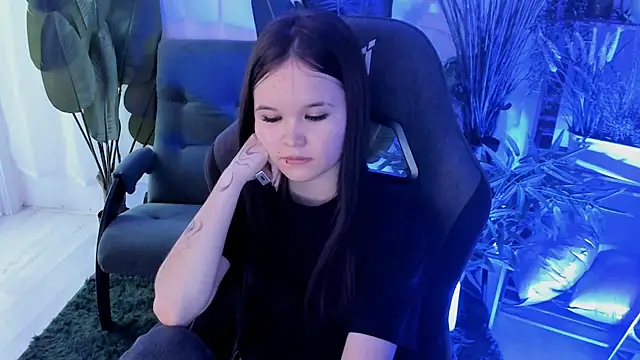 Elainebeness – Naživo XXX chat
