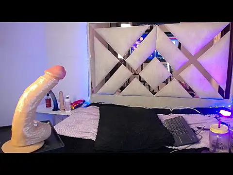 ladymooncs' Live XXX Chat