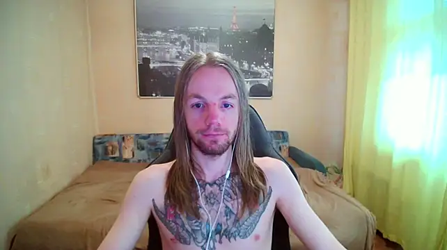 צ'אט XXX בשידור חי של AdamDickens