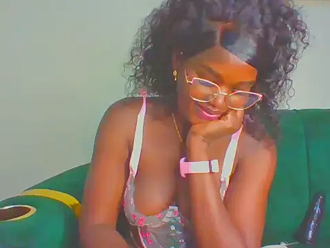 cutesmiling Live XXX-Chat