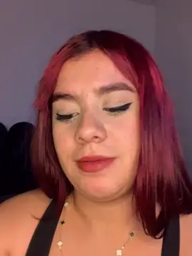 Chat XXX en directo de cloe_river__