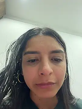 צ'אט XXX בשידור חי של violeta365