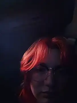 ScarletNova7 élő XXX-chatje